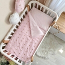 Set lenjerie de schimb pentru patut bebe 3 piese Inimioare roz (3)